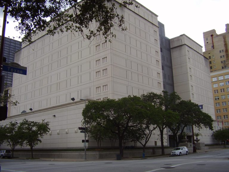 Federal Detention Center, Houston