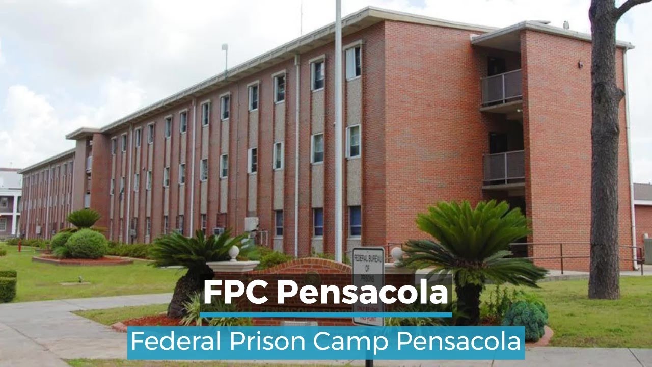 federal prison camp pensacola