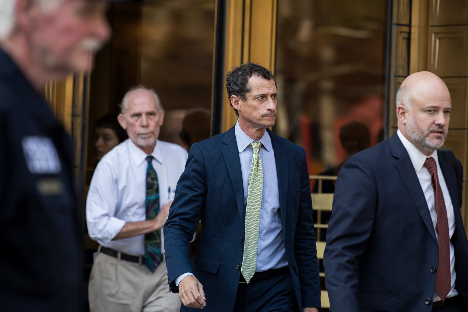 why did anthony weiner go to prison