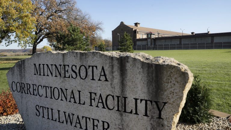 ‘Pretty miserable’: Prison staff, inmates swelter in Minnesota facilities without air conditioning